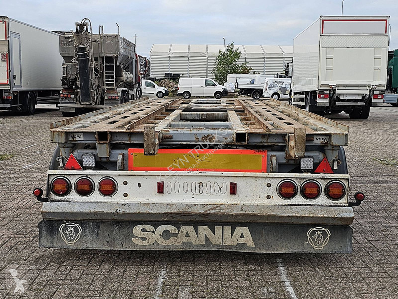 Vrachtwagencombinatie  3 AXLE CONTAINER TIPPER