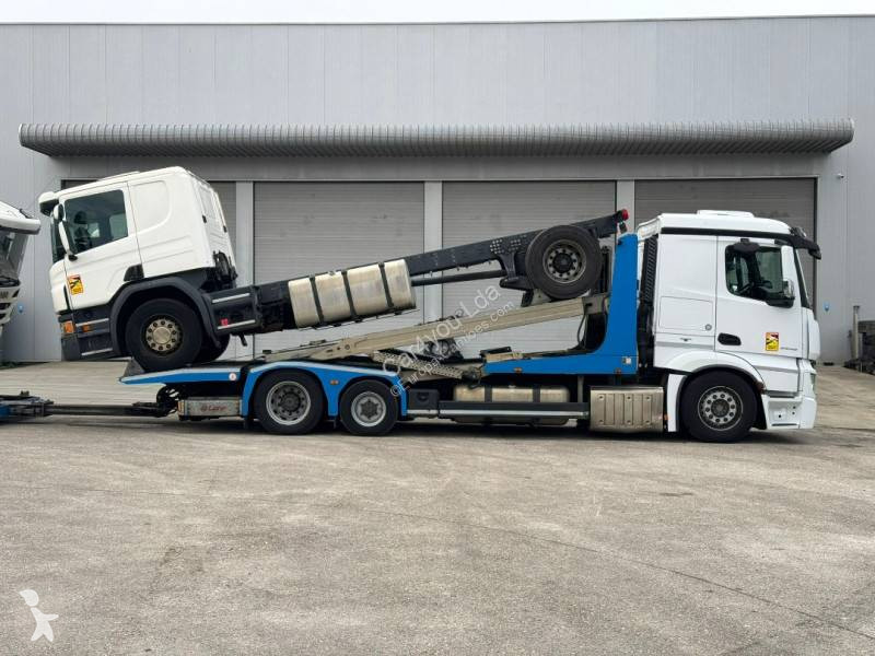 Ensemble routier Mercedes