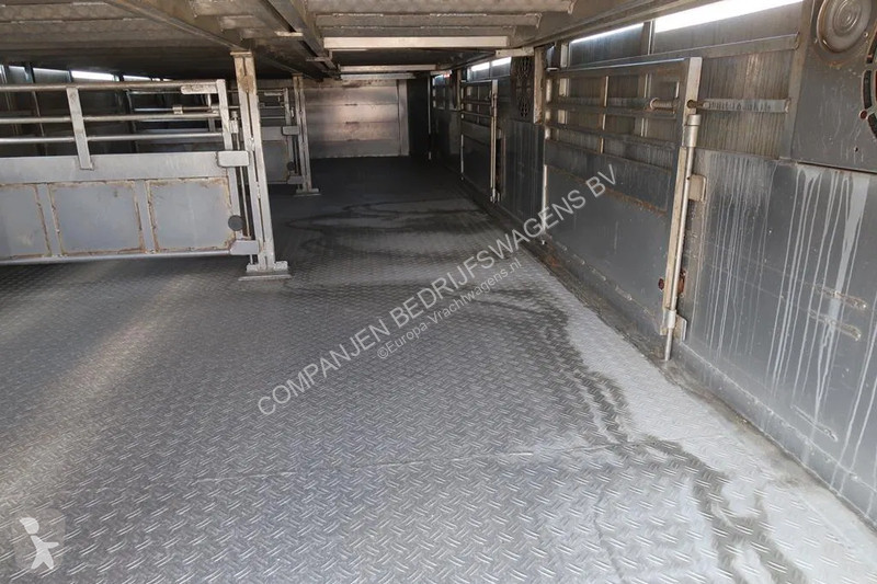 Conjunto rodoviário Cuppers LVA 9-9 AL