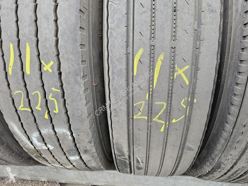 قطع غيار الآليات الثقيلة Michelin 11 X 22.5