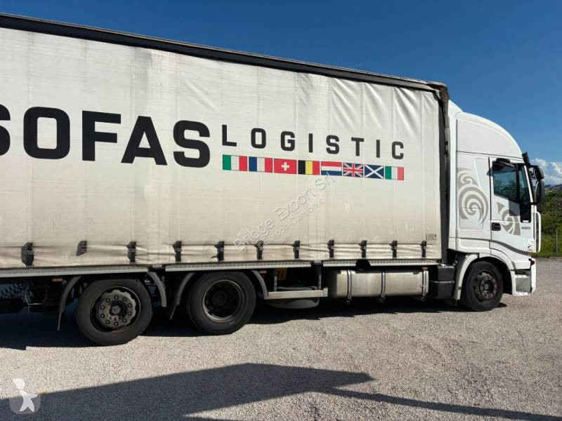 Iveco  semi-trailer truck