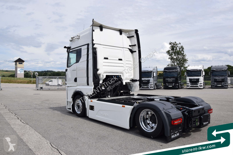 شاحنة مفصلية MAN 18.520 Low Deck Retarder...