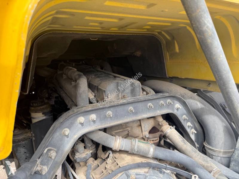 شاحنة مفصلية Renault