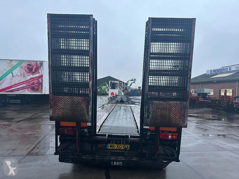 شاحنة مفصلية Lako 3 AXLE + RAMPEN EN HEFDAK 3,4 M