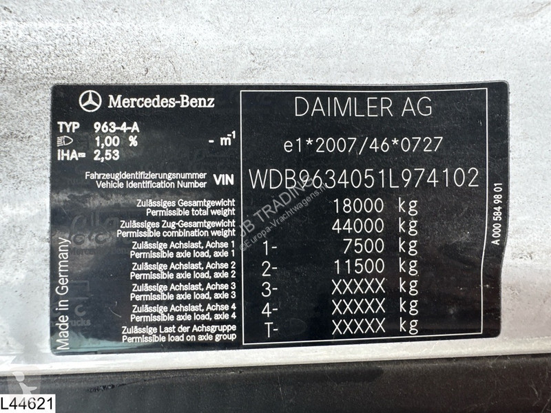 Pótkocsis szerelvény Mercedes Eurolohr Mercedes...