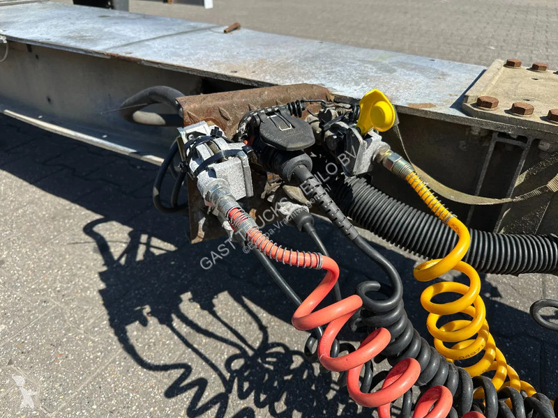 Vrachtwagencombinatie  Wipkar BDF / SAF-Intradisc