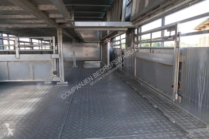 Conjunto rodoviário Cuppers LVA 9-9 AL