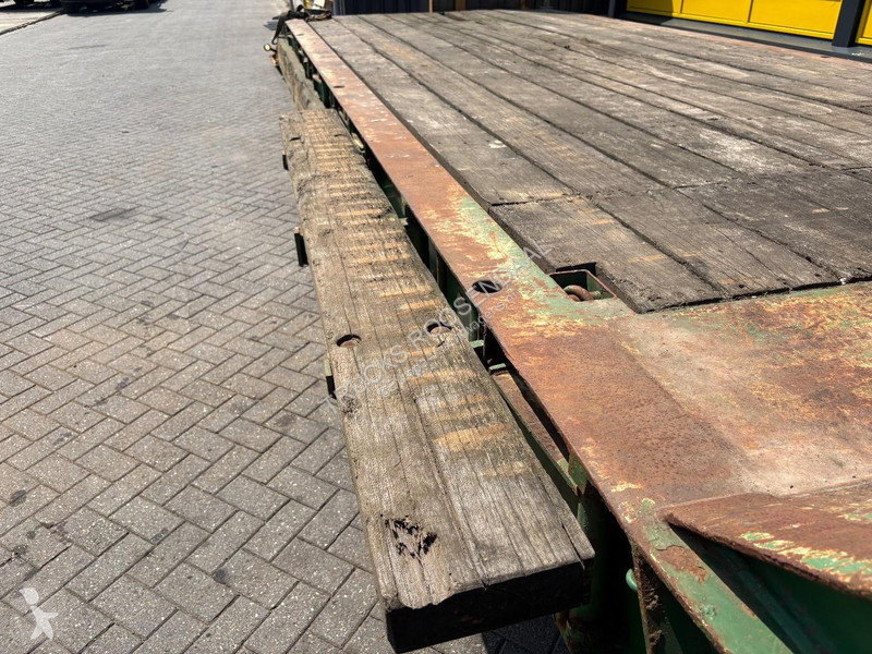 شاحنة مفصلية  ASD-28 + HYDRAULIC RAMPS + MOT...