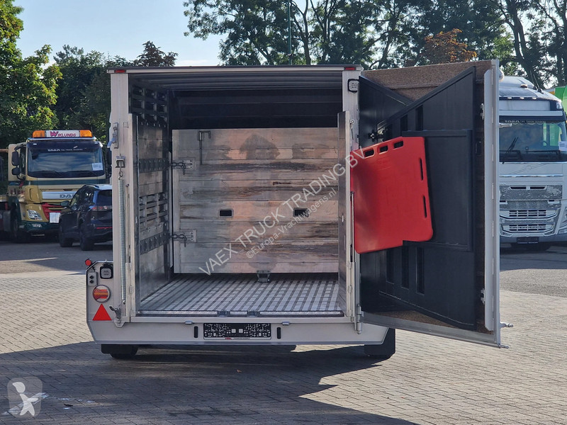 Tractora semi  VAT 3.5T Livestock trailer -...