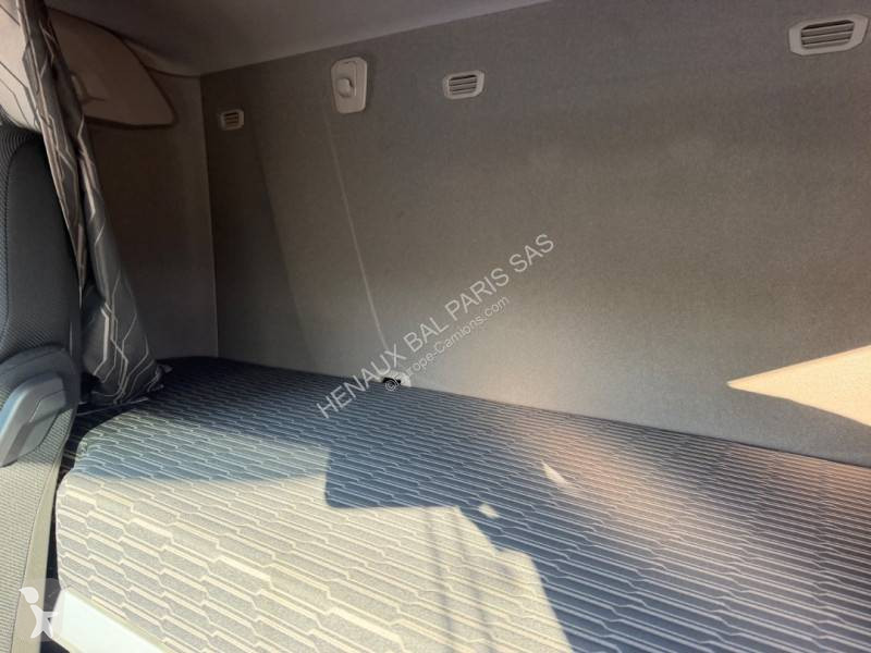 Conjunto rodoviário DAF 450