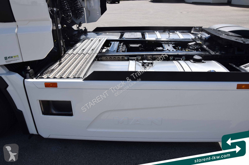 شاحنة مفصلية MAN 18.520 Low Deck D30 Retarder...