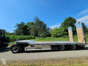 Semitrailer maskinbärare Fliegl