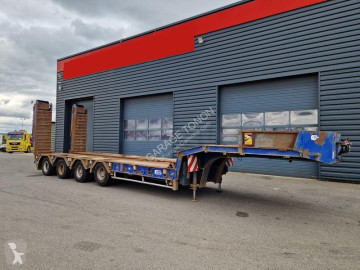 Semitrailer maskinbärare Trax