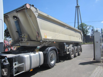 Semitrailer flak Benalu