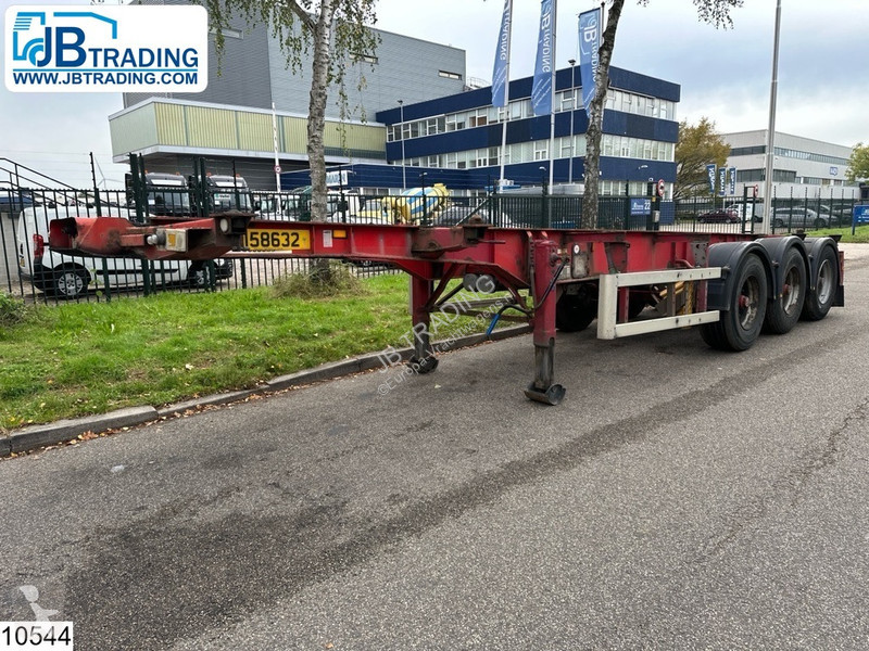 Semitrailer Dennison Chassis Twistlocks 20 FT...