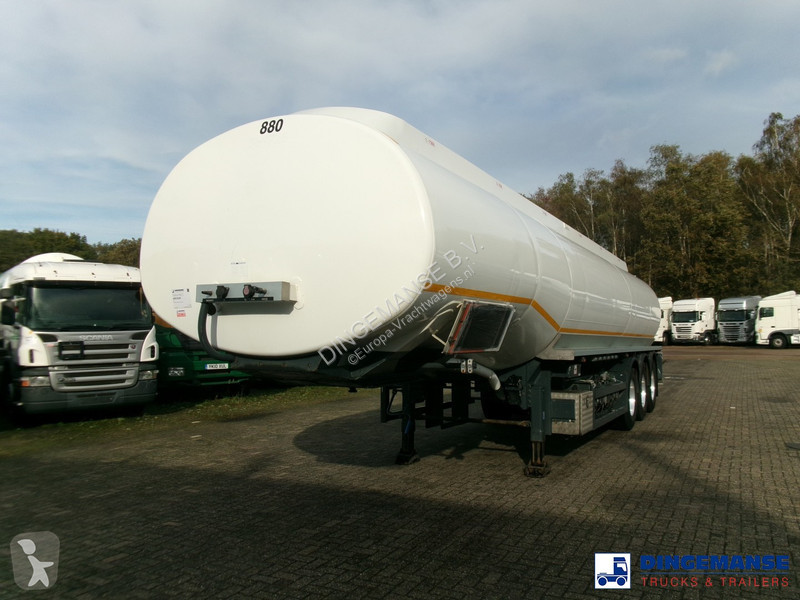 Semiremorca Cobo Fuel tank alu 44.7 m3 / 6 comp