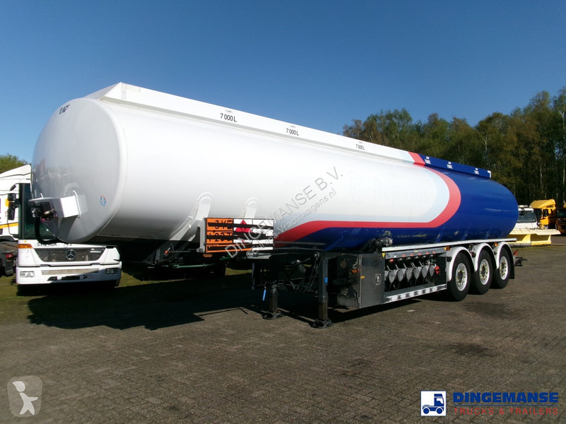Semiremorca LAG Fuel tank alu 44.5 m3 / 6 comp...