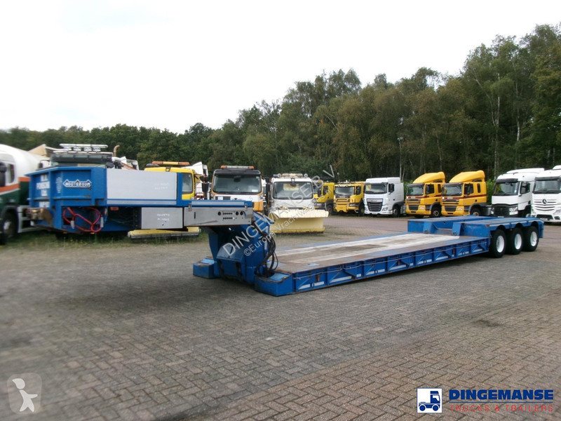 Semiremorca Nooteboom 3-axle lowbed trailer...