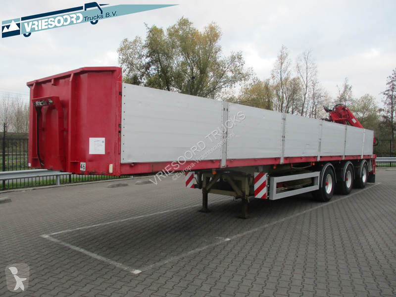 Semiremorca KWB P-423-STI-H. With Hiab crane
