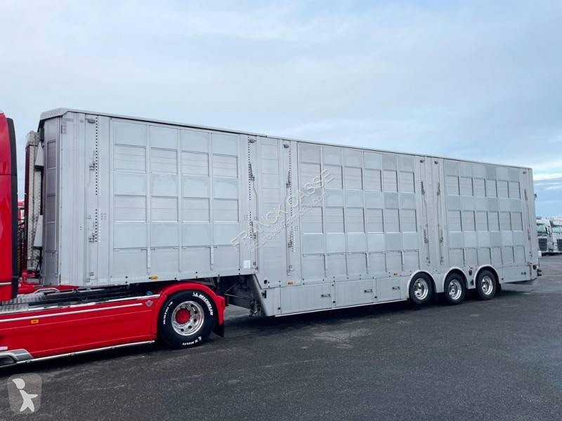 Semitrailer Pezzaioli 3 étages - 3 compartiments