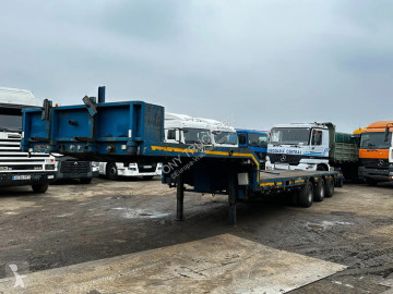 Semitrailer maskinbärare Nooteboom