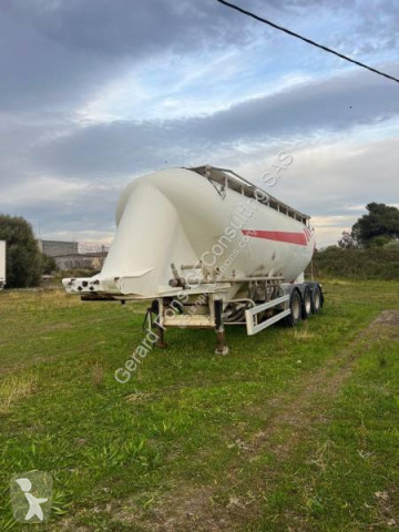 Semitrailer tank med cement CBM