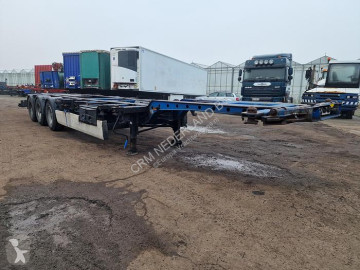 Semi remorque porte containers Krone