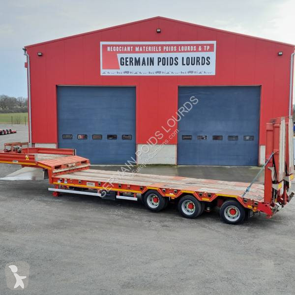 Semitrailer Louault 3 essieux porte engin