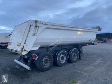 Semitrailer lastvagn bygg-anläggning Stas