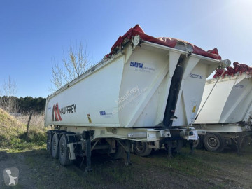 Semitrailer lastvagn bygg-anläggning Granalu