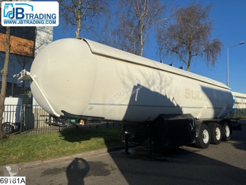 Semitrailer tank kemikalier
