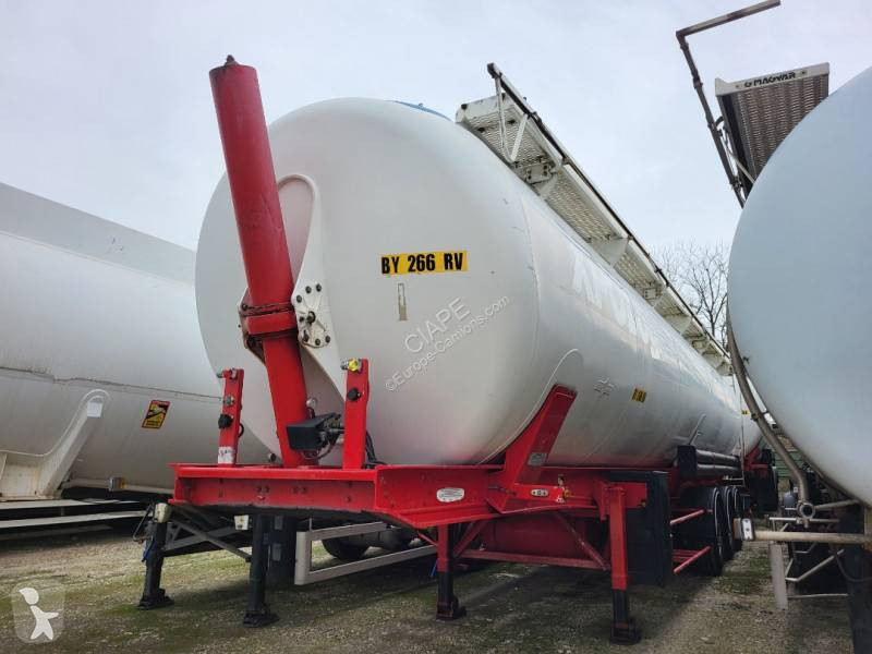 Semitrailer Spitzer