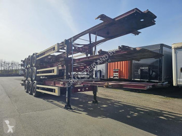 Semi remorque porte containers