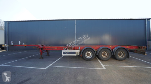 Semi remorque porte containers Renders