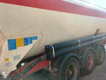 Semitrailer tank med cement Feldbinder