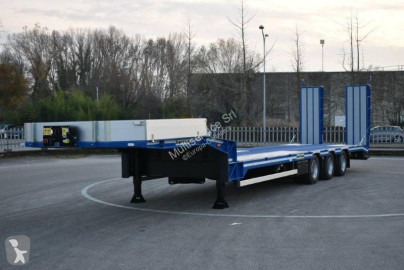 Semitrailer maskinbärare Bertoja ny