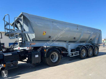 Semitrailer lastvagn bygg-anläggning Benalu