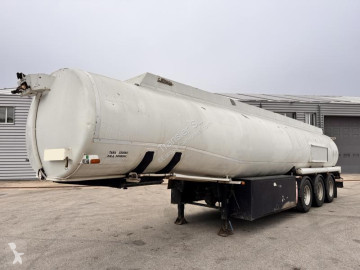 Semitrailer tank råolja Caldal