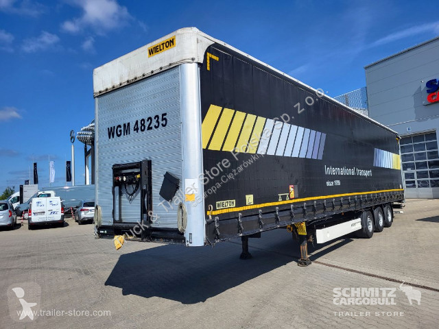 Semitrailer Wielton Schiebeplane Mega