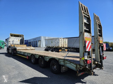 Semi remorque porte engins Castera