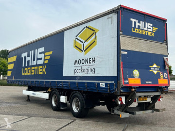 Semitrailer skjutbara ridåer (flexibla skjutbara sidoväggar) Krone
