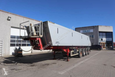 AMT Trailer