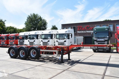 Semitrailer containertransport Nooteboom