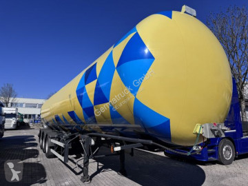 Semitrailer tank gas