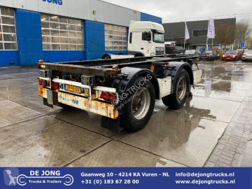 Semi remorque porte containers Krone