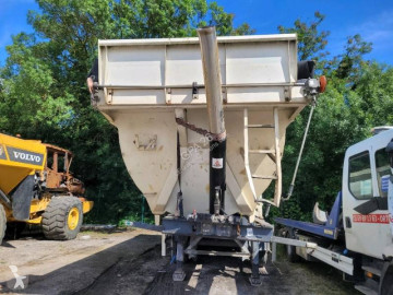 Semitrailer lastvagn bygg-anläggning Louault