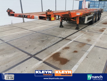 Semi remorque porte containers Nooteboom