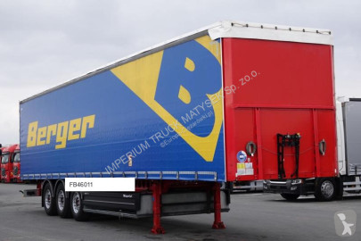 Semitrailer skjutbara ridåer (flexibla skjutbara sidoväggar) Berger