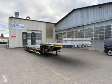 Semitrailer maskinbärare Nooteboom