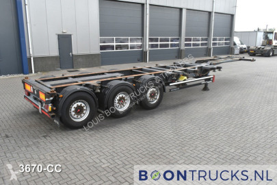 Semi remorque porte containers Kögel